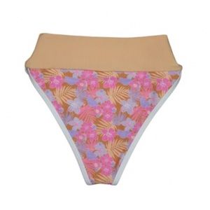 Lainsnow - Kiawah Bottom - Tiare Hawaii- Palm Floral